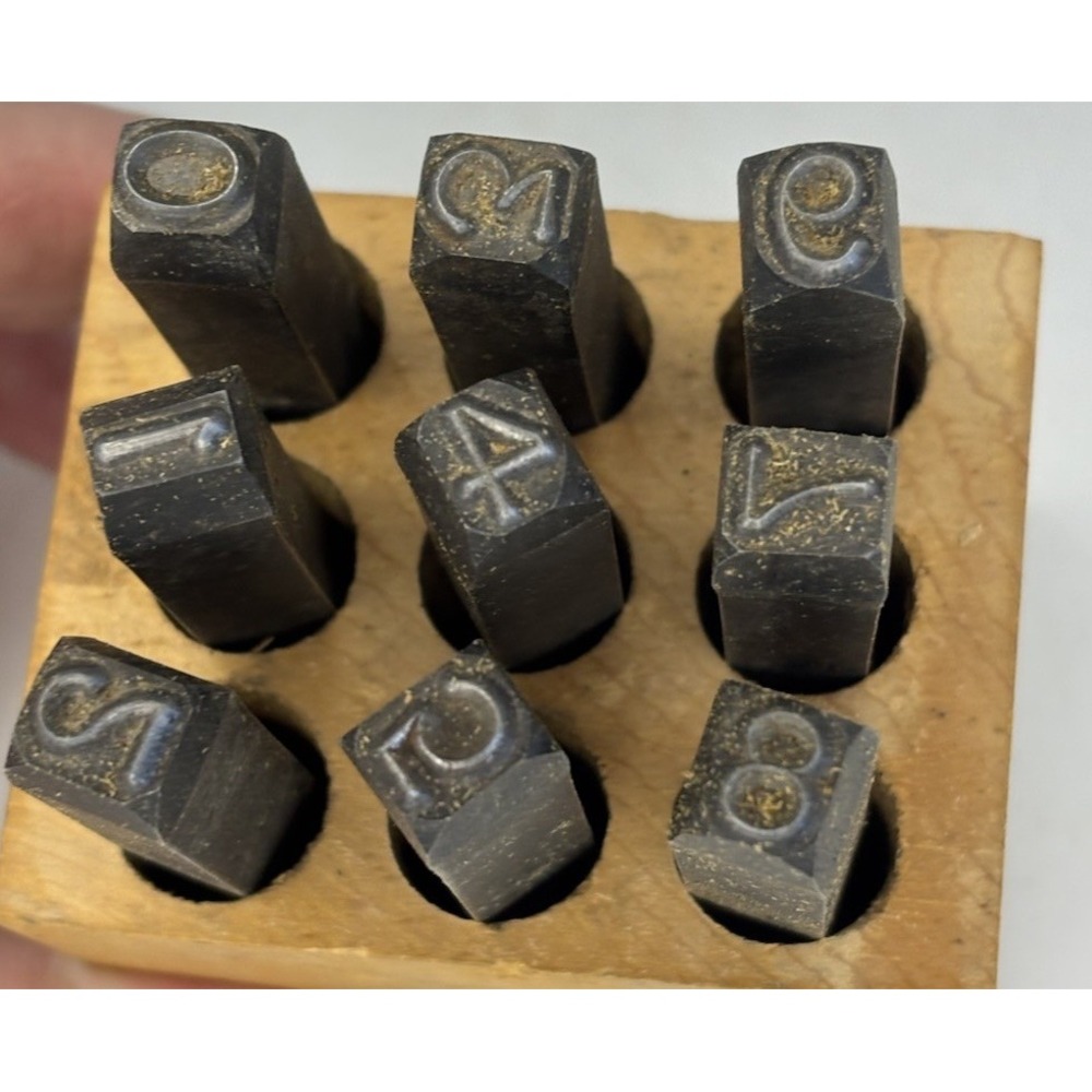 Vtg 1/4 Figures Steel Stamps Numbers 0-9 Machine Made w/ Wood Case Ken Tool SF-1
